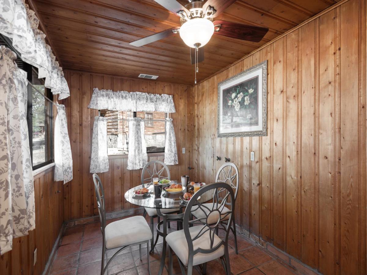 Alpine Cabin, 3 Bedrooms, Deck, Sleeps 8 Ruidoso Exterior foto